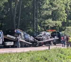 Deputies: Crash kills 2 near Rockford
